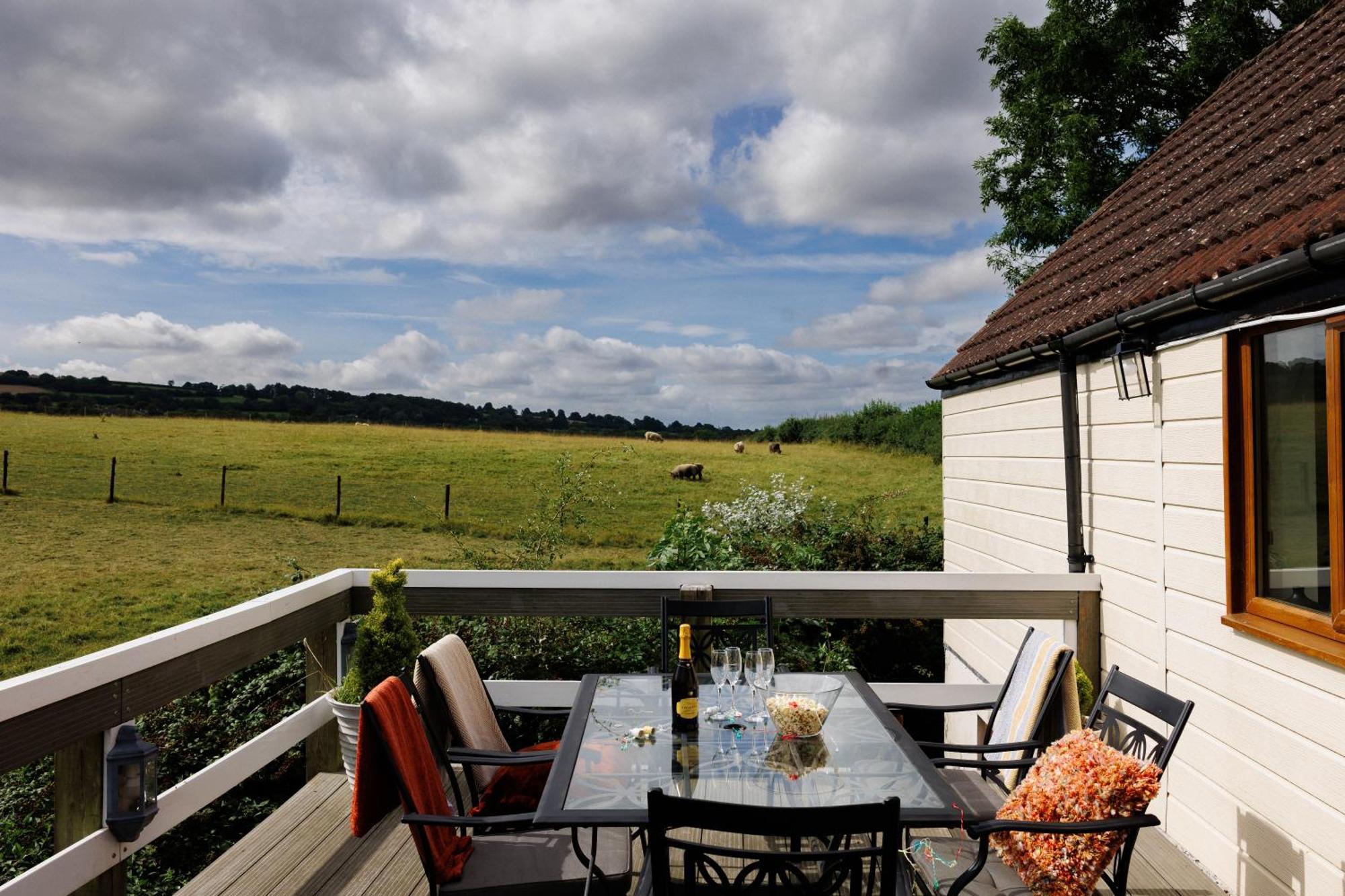 The West Barn Near Bath, Sleeps 24 And 2 Hot Tubs Villa Bristol Luaran gambar