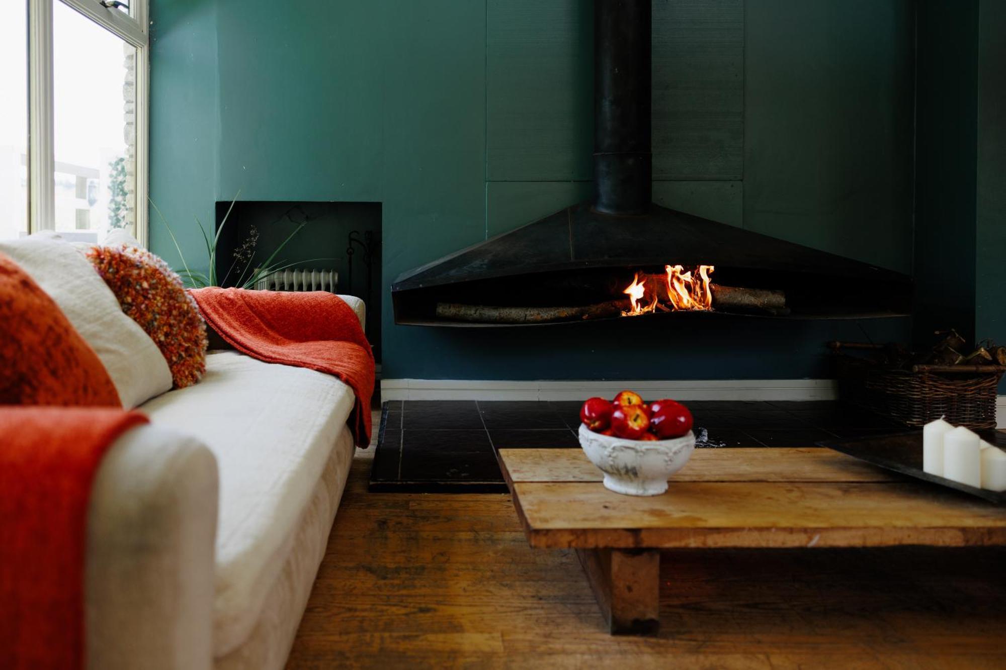 The West Barn Near Bath, Sleeps 24 And 2 Hot Tubs Villa Bristol Luaran gambar